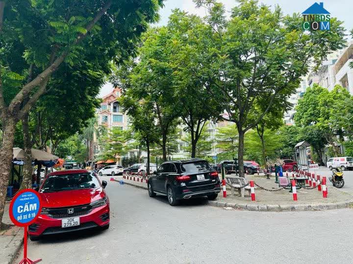 Ảnh Phạm Tuấn Tài, lô góc vỉa hè kinh doanh, ô tô dừng đỗ, 70m, 32 Tỷ 0