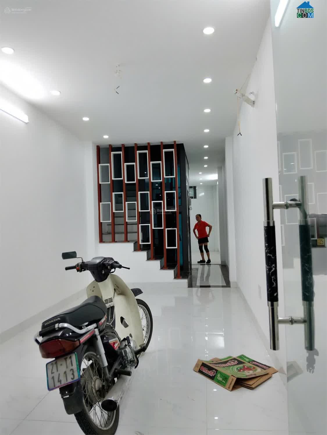 Ảnh Chủ hạ giá nhà cần bay luôn ô tô tải vào tận cửa- xuân la, tây hồ 0