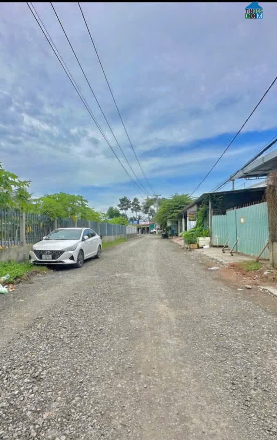 Ảnh Lô đất MẶT TIỀN Huyện 91. Rộng gần 800m2. Giữa QL50 về cầu Lộ Đình. Mỹ Tho. 0