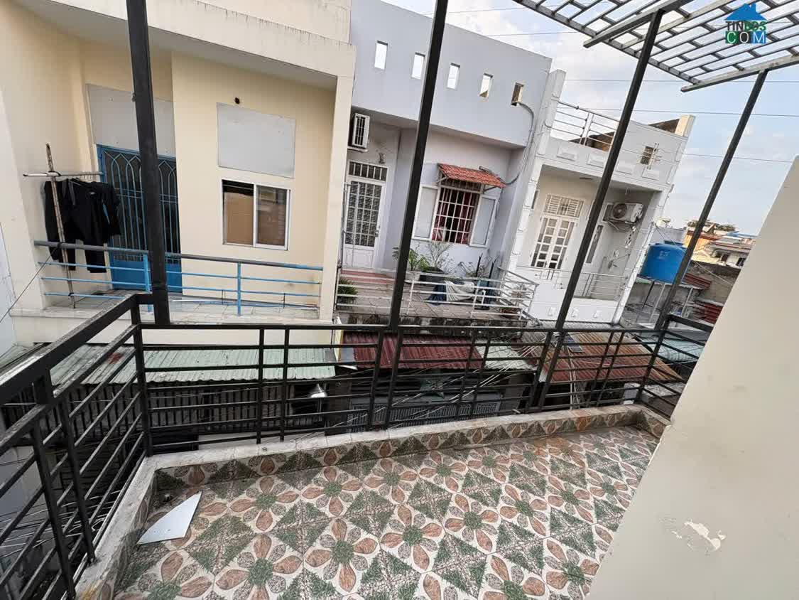 Ảnh Cho thuê nhà nguyên căn 2 tầng, vị trí thuận tiện Quận 12 0