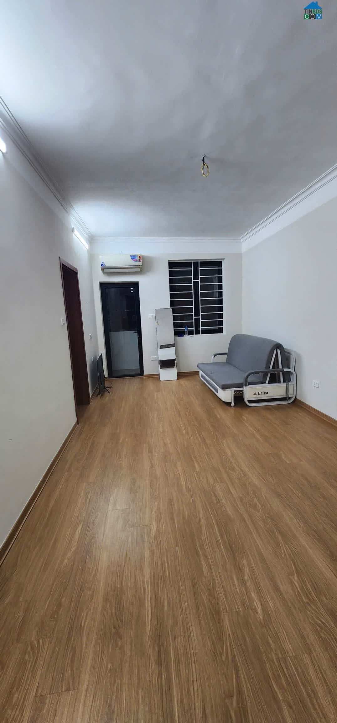 Ảnh Nhỉnh 4 Tỷ Tập Thể Hai Bà Trưng Thanh Nhàn 70M 2 Ngủ Sổ To (Có Tl) 0