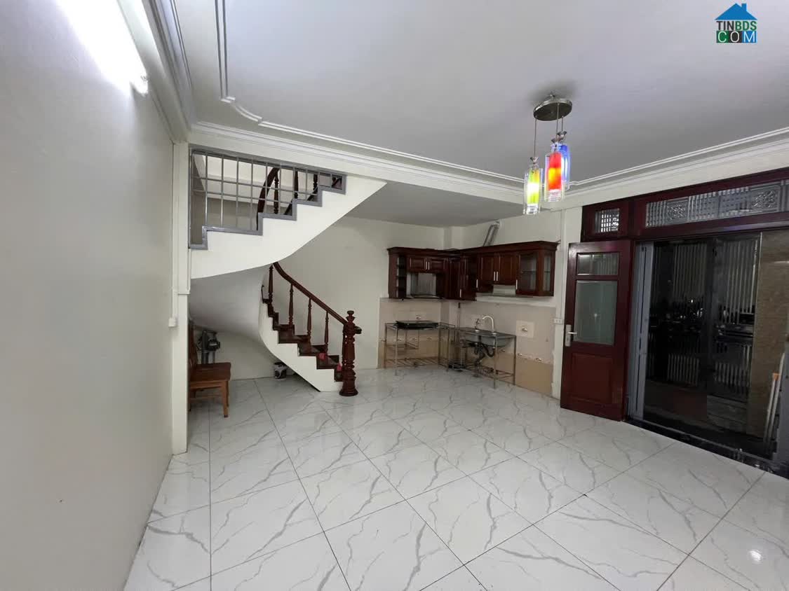 Ảnh Cho thuê tại Ngõ 204 Trần Duy Hưng, Trung Hòa, Cầu Giấy 30m x 5T giá 12 triệu 0