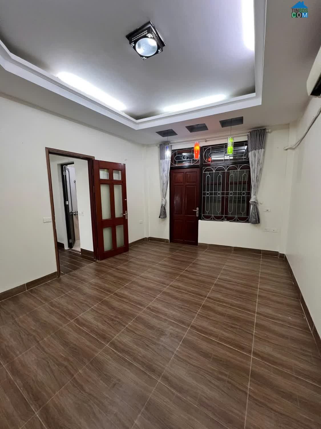 Ảnh Cho thuê nhà riêng tại Ngõ 204 Trần Duy Hưng, Trung Hòa, Cầu Giấy 30m x 5T giá 12tr 0