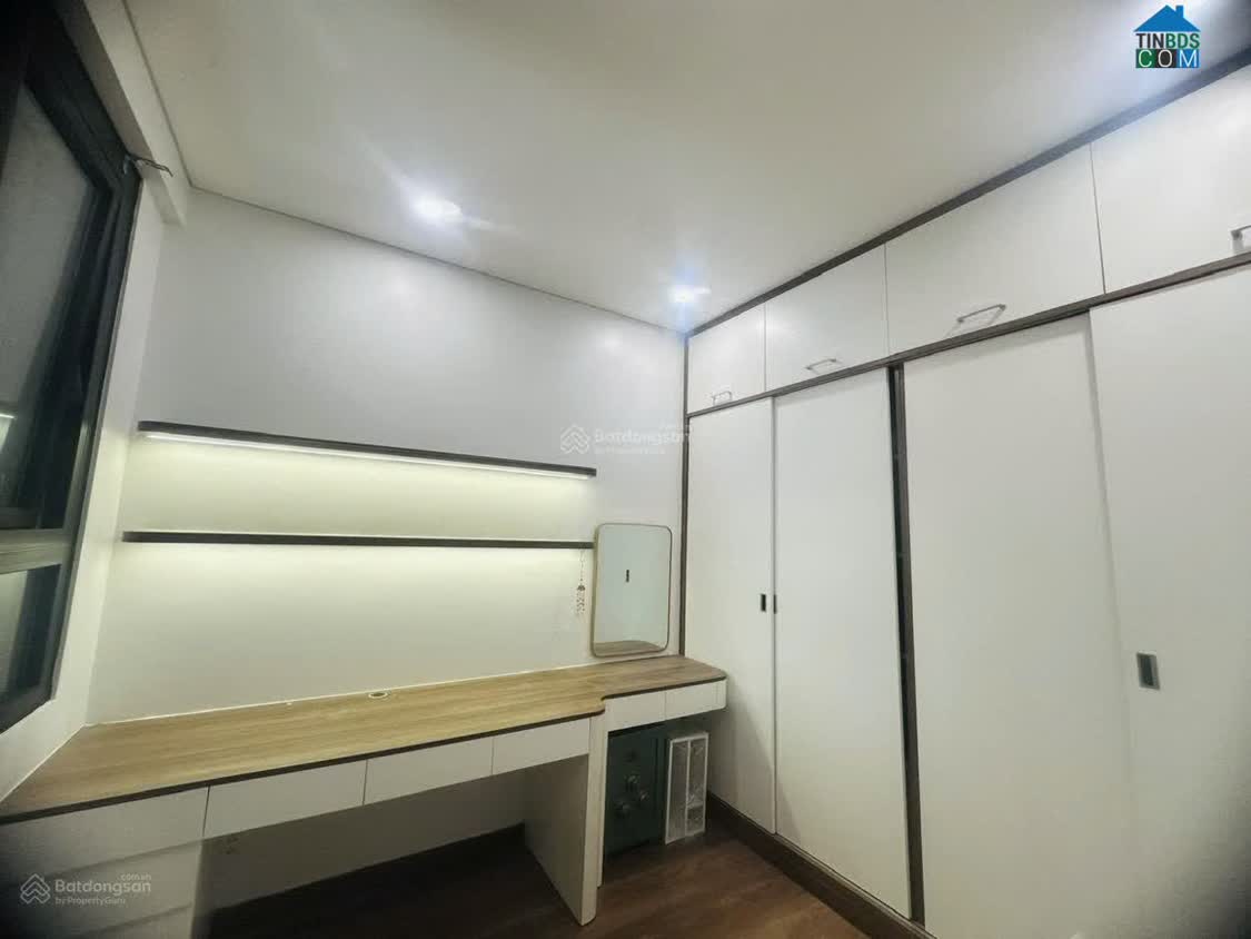 Ảnh Chính chủ cần bán nhanh gấp căn chung cư cao cấp tòa El'Dorado II - Tây Hồ 2PN 1WC full nội thất 0