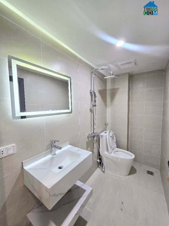 Ảnh Bán Nhà Gần Ngã Tư Sở_hơn 30M Ra Phố_34m2 X 5t_mt Rộng_gần Ô Tô_2 Thoáng, Nhỉnh 9 Tỷ 0