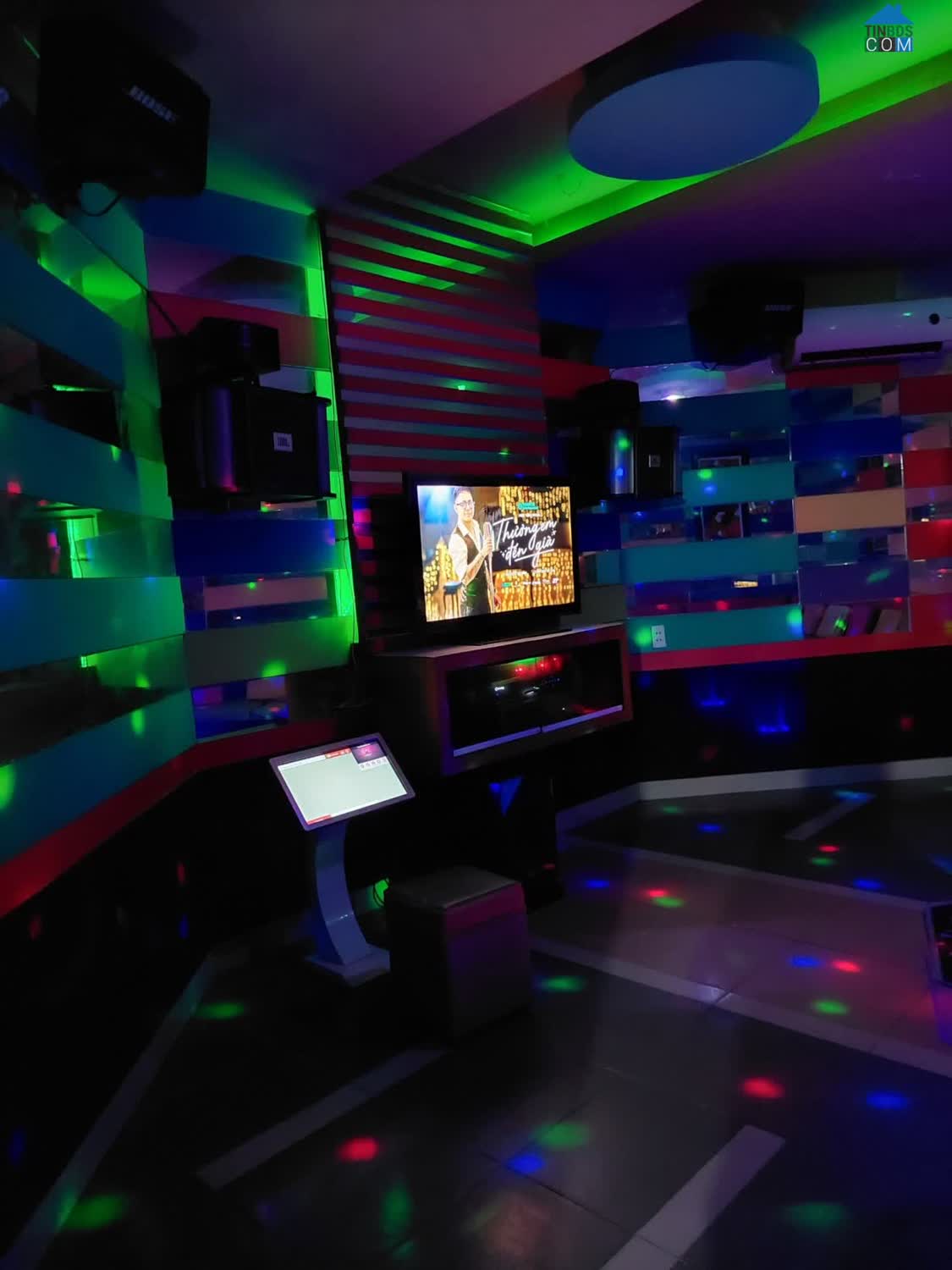 Ảnh Bán karaoke mặt tiền Huỳnh Tấn Phát Hải Châu 200m2 5 tầng đang kinh doanh giá 27 tỷ 0