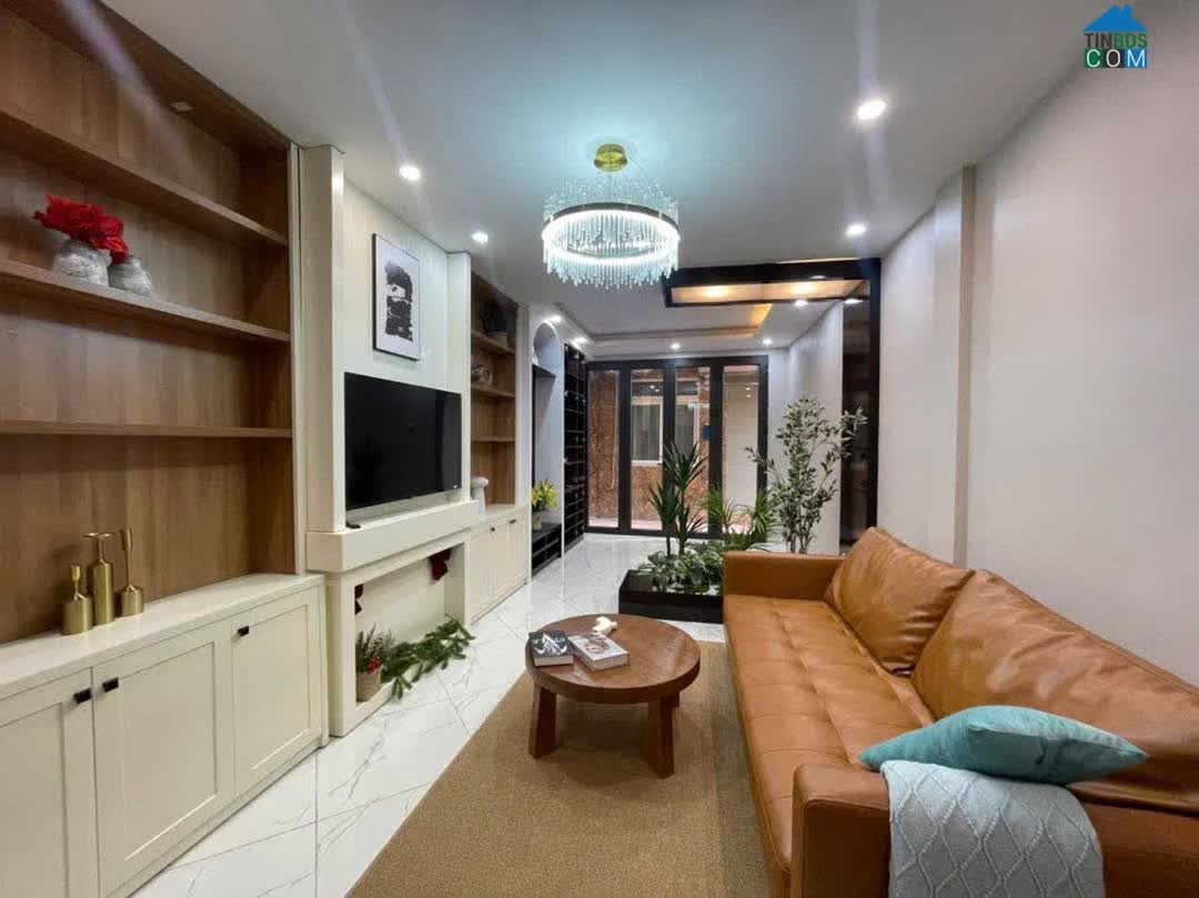 Ảnh Bán nhà Nguyễn Văn Linh 35m 6 tầng thang máy 20m ra ô tô tránh hơn 9 tỷ 0