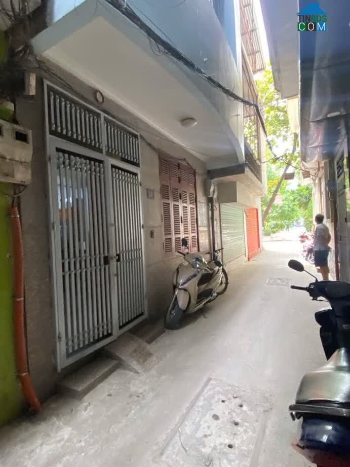 Ảnh Bán nhà Hoàng Cầu 42/46m2. 5 tầng. mặt tiền 5.6m. giá 17.2 Tỷ Đống Đa Hà Nội 0