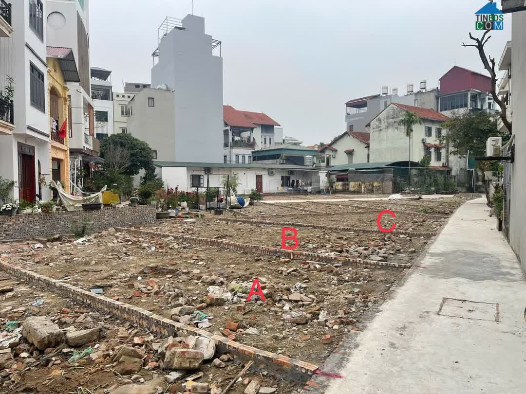 Ảnh Trung Tâm Bồ Đề Đất Hiếm 51m2, Mt5m, Ô Tô Đỗ Cổng, Đầu Tư Là Thắng - 8.X Tỷ 0