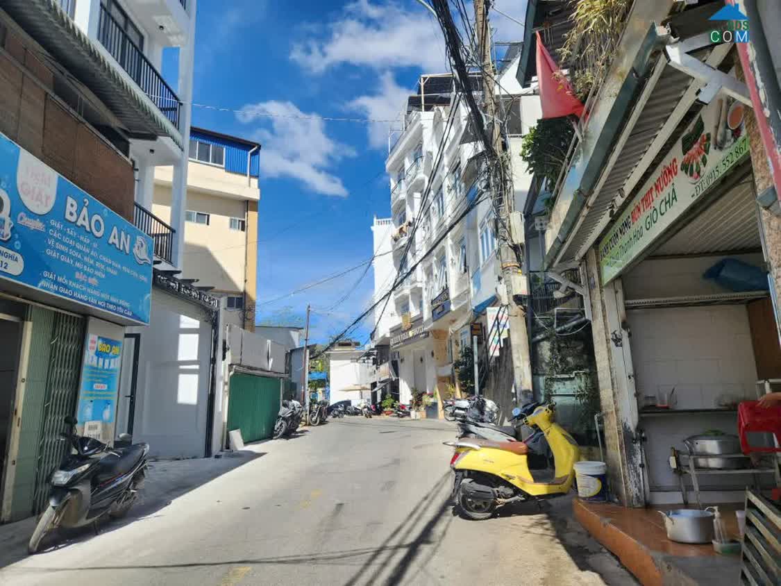 Ảnh Cho Thuê Nhà Nguyên Căn Măt Tiền Đường Nguyễn Thi Nghĩa. P 2 TP Đà Lat 0