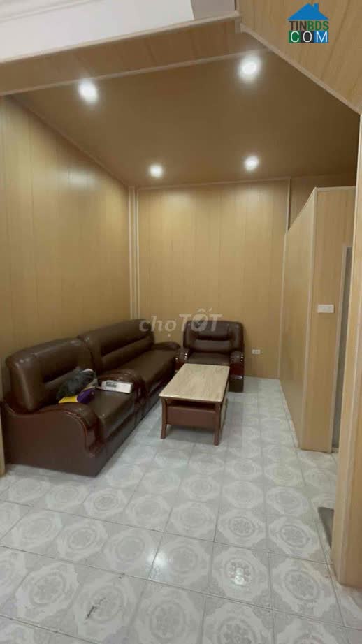 Ảnh Cho thuê nhà nguyên căn 2 tầng tại phố Hồng Mai, quận Hai Bà Trưng 0