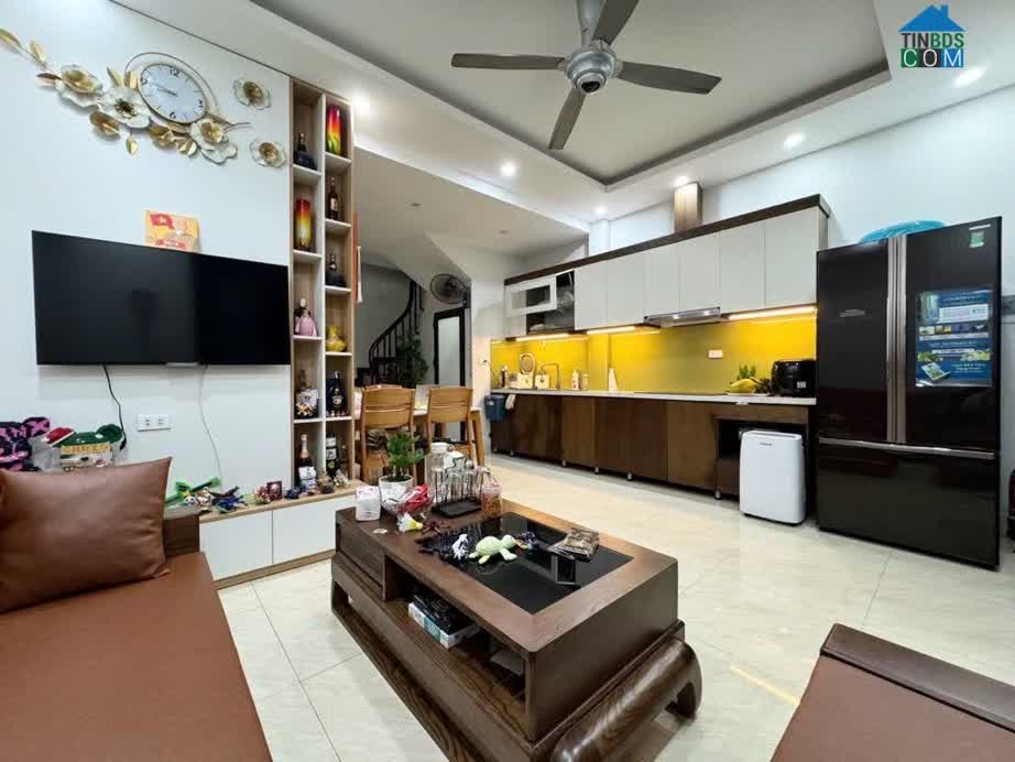 Ảnh Hơn 7 tỷ nhà 35m x 5T ngõ 193 Bồ Đề, oto đỗ cửa, nhà mới ở luôn. 0