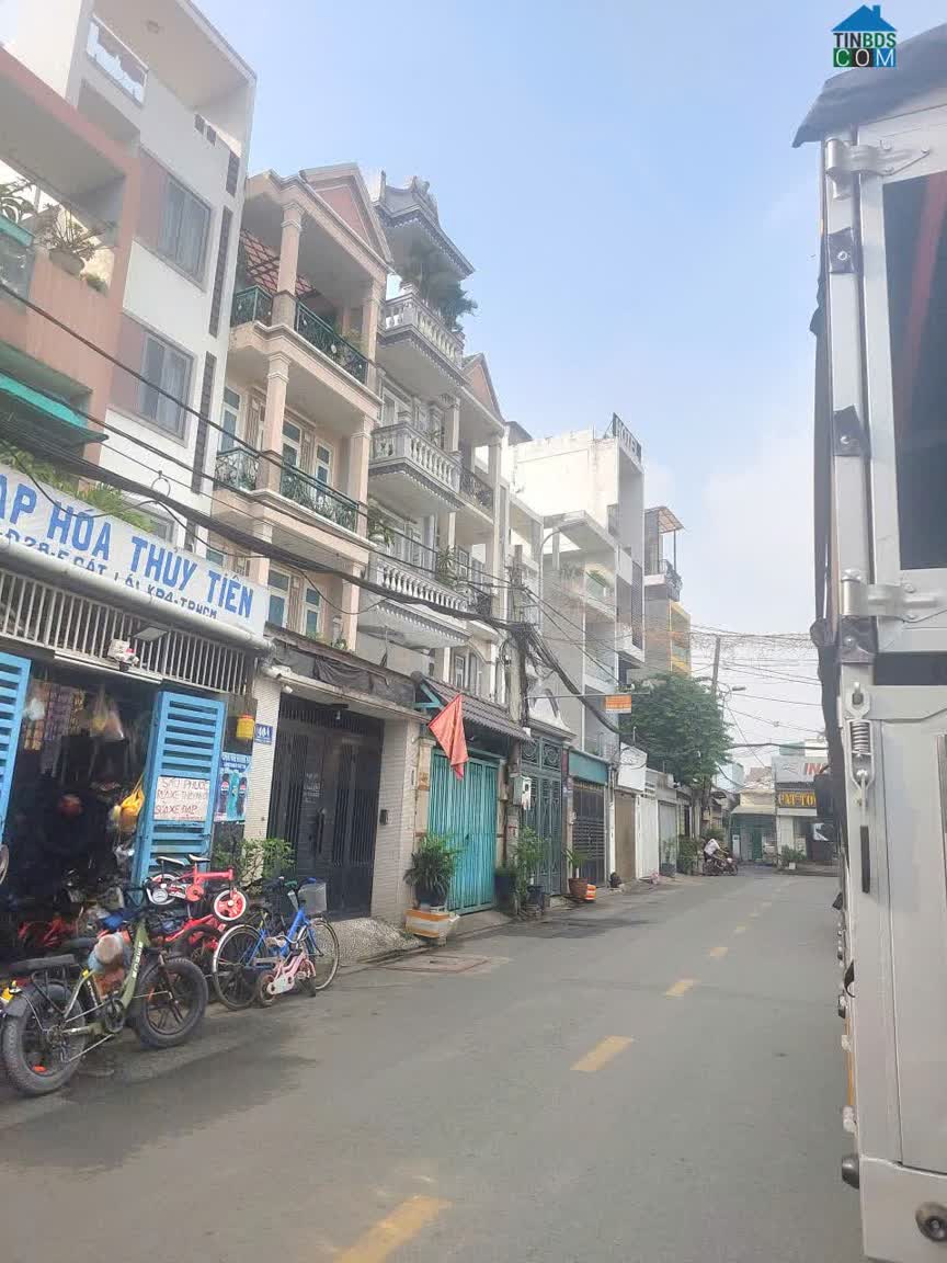 Ảnh Gấp bán nhà 4 tầng vị trí đẹp 2 mặt thông thoáng,đường rộng 10m,Cát Lái,Quận 2 
Diện tích 75... 0