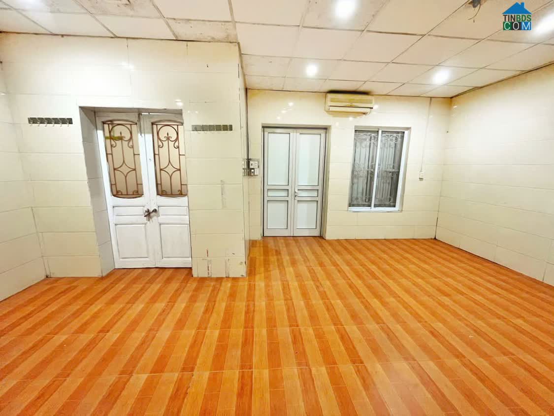 Ảnh Cho thuê nhà Lê Duẩn, 80m², 2 phòng ngủ, 6 triệu 0