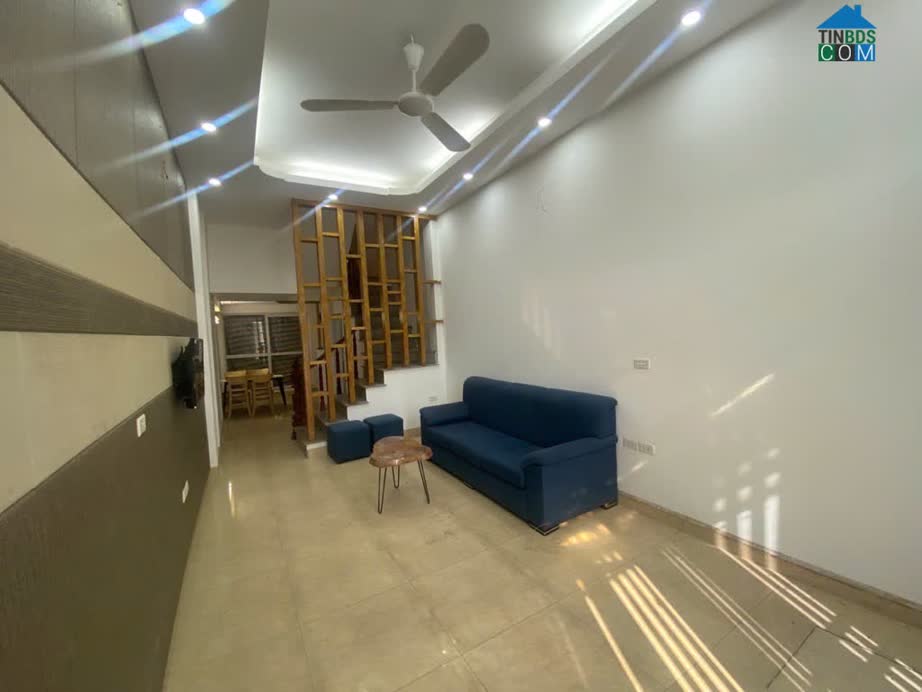 Ảnh Nhà Đẹp Hồng Tiến Ở Ngay - Gần Phố Gần Ô Tô - Tặng Nội Thất - 30M 5 Tầng Nhỉnh 7 Tỷ 0