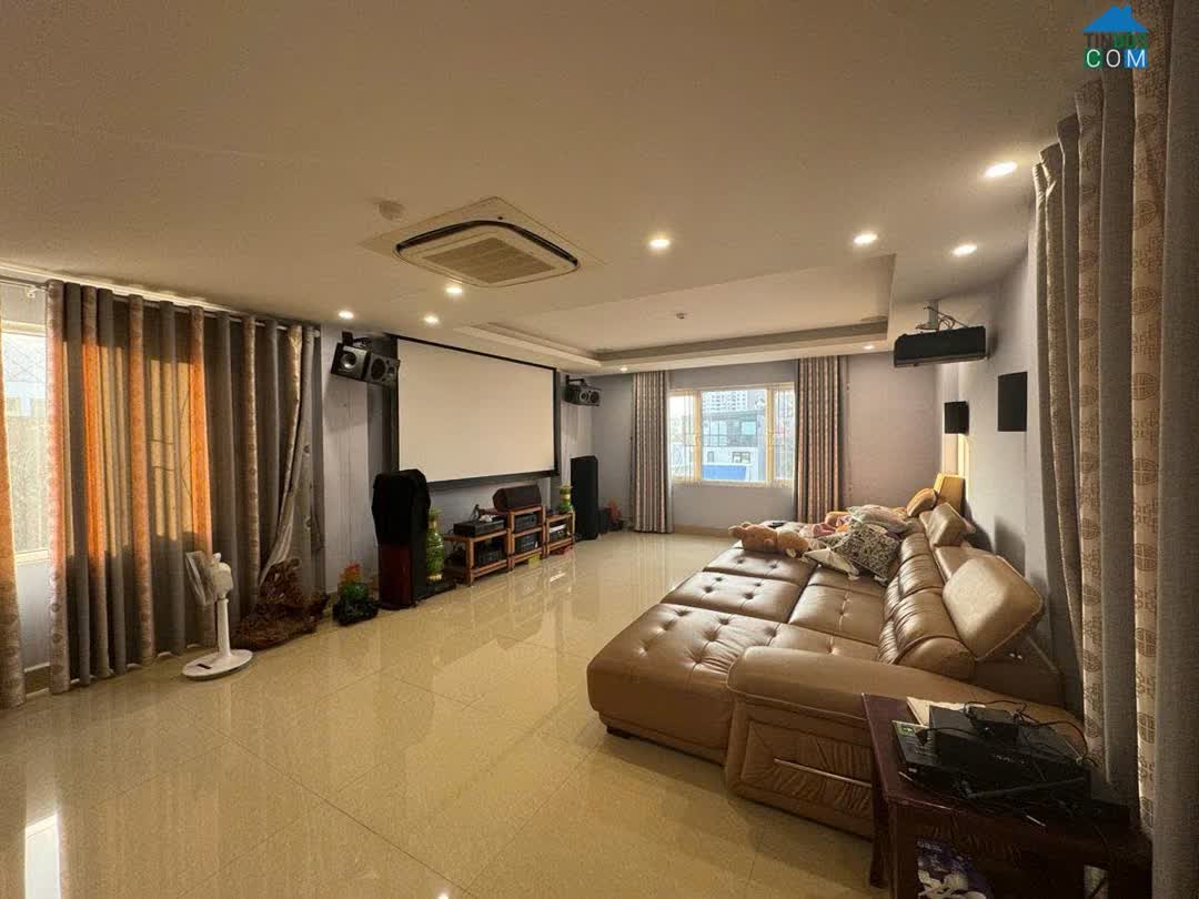 Ảnh Nhà 9 tầng VIP thang máy ngõ 172 Thái Thịnh Đống Đa 23 tỷ. 0