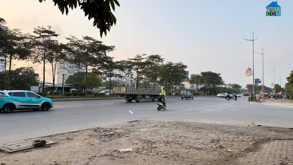 Ảnh Nhà Mặt Phố Lý Sơn- Kinh Doanh Đỉnh 7 Tầng 55M2 X 27.5 Tỷ.Long Biên - Hà Nội. 0