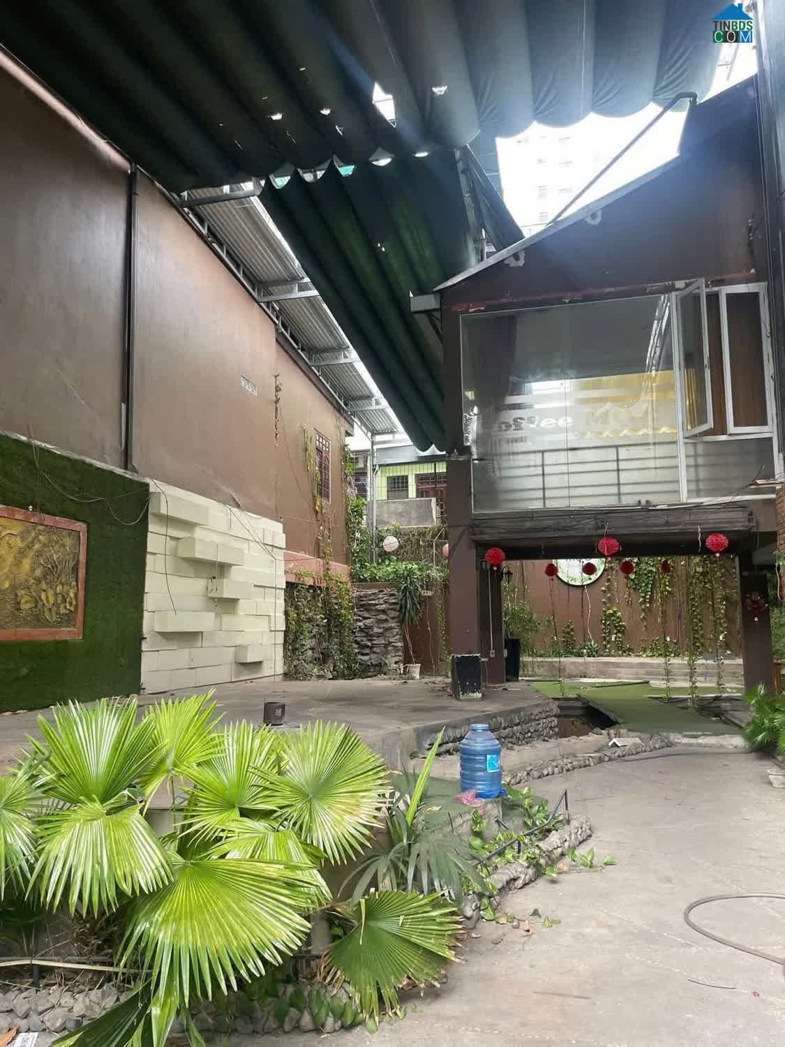 Ảnh Cho Thuê MB Diện Tích Lớn Đường Lê Đại Hành Gần Minh Khai 
mặt Tiền 9M Diện Tích : 400 M2 Giá:... 0