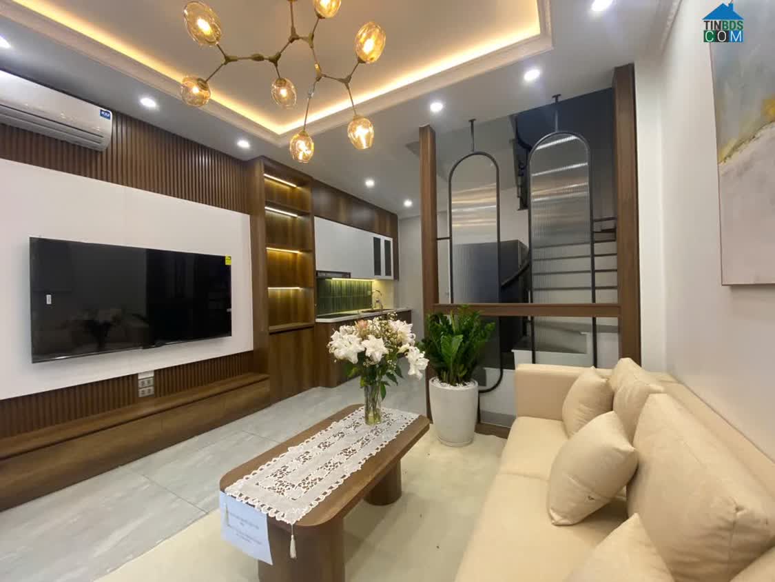 Ảnh Bán nhà Ngọc Thụy – 33m² – 5 tầng – ô tô qua nhà 0