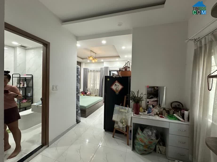 Ảnh Trung Tâm Q10 - 4 Tầng - 40,4m2 (4.4 X9) Nở Hậu 6,1m - Sát Mặt Tiền - 8.X Tỷ 0