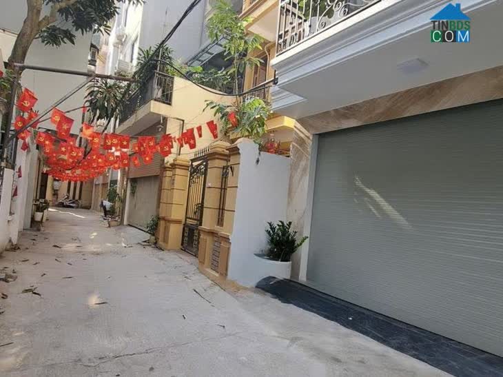 Ảnh Phố Ngọc Lâm 81m2, 6 Tầng, MT5M Dân Xây, Gara 7 Chỗ, Thang Máy - 23.X Tỷ 0