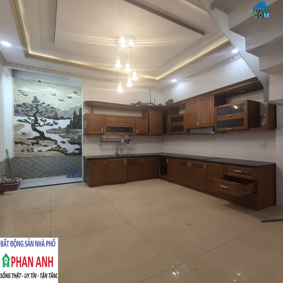 Ảnh Sáng đi Metro, chiều dạo phố: Cuộc sống tiện nghi tại căn nhà phố Thủ Đức sát vách Nguyễn Văn Bá. 0