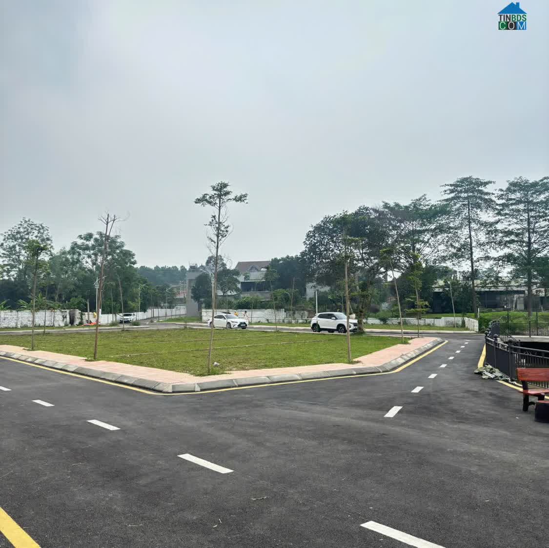 Ảnh Bán nhanh lô góc hoa hậu tại Hòa Lạc, dt 100m2, full thổ cư, gần QL21, khu CNC, ĐHQG 0