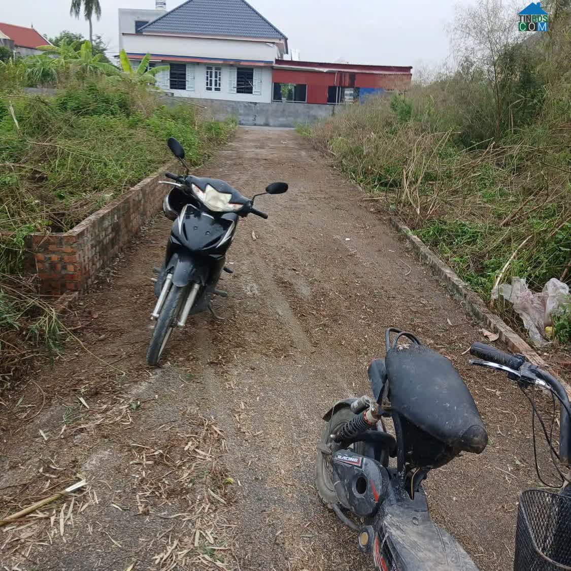 Ảnh Hơn 8xx triệu Lô đất ngõ ô tô 3m trải nhựa Kính Trực – gần khu logistics Thanh khoản khu dân... 0