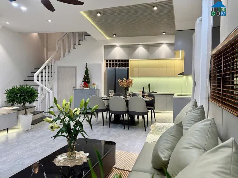 Ảnh Nhà 3 tầng 2 mặt kiệt sau Huỳnh Ngọc Huệ, Vào ở Ngay - Giá nhỉnh 5 tỷ 0