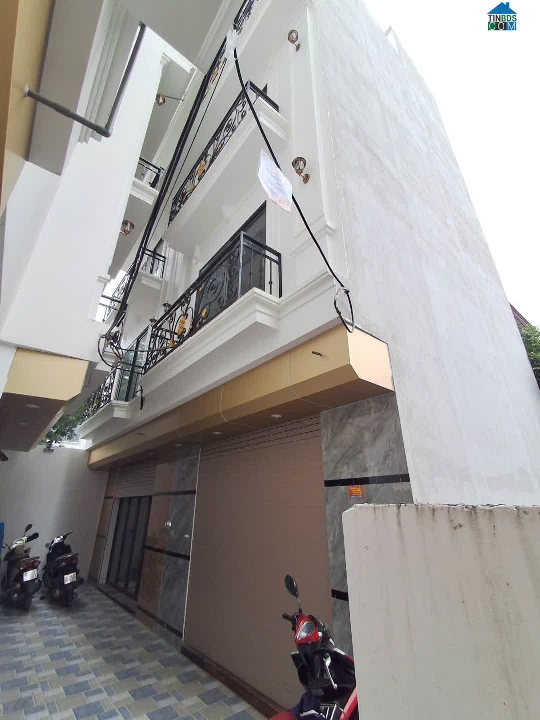 Ảnh Nhà Đẹp Ô To Đỗ Cửa Bát Khối- Long Biên 35M2 X 5 Tẫng 6.1 Tỷ- Long Biên Hà Nội. 0