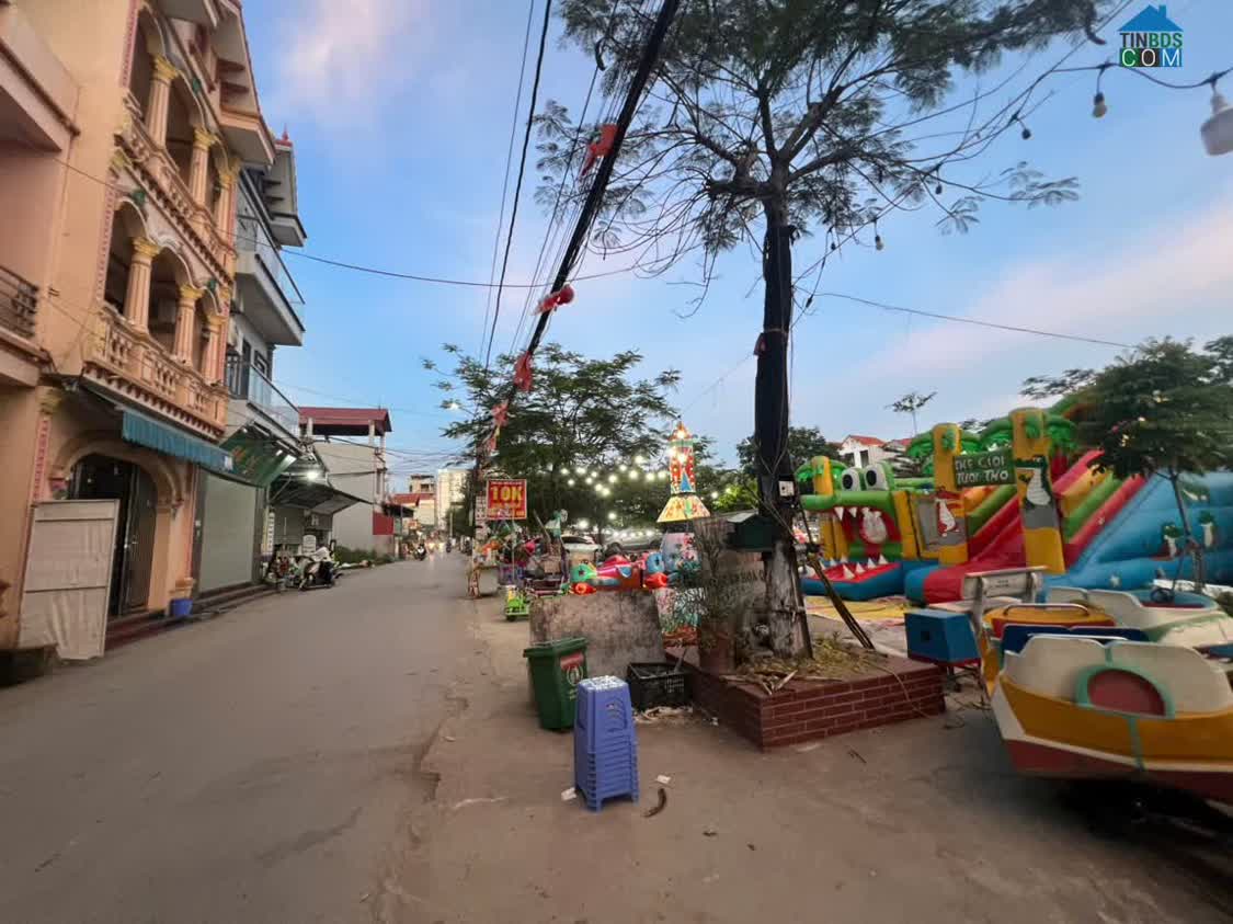 Ảnh 54m lô góc Đức Thượng, oto tránh cách 20m, gần Hồ điều hòa, khu vui chơi, chợ, 200m ra Quốc lộ... 0