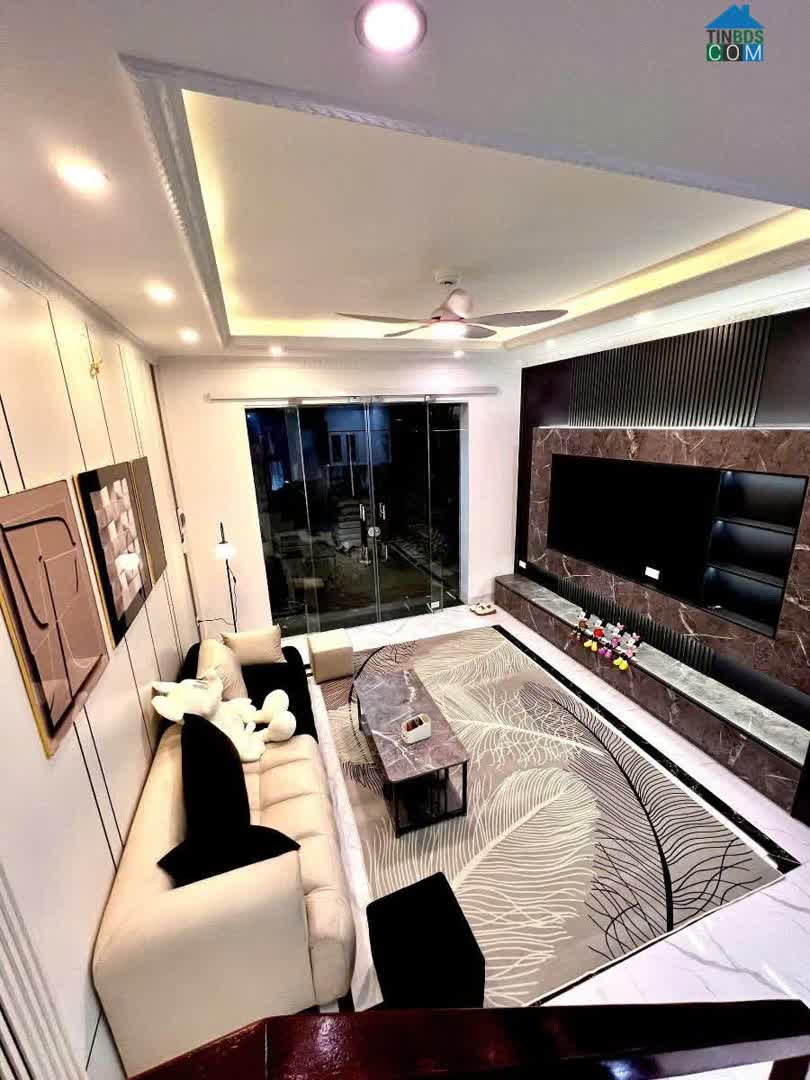 Ảnh Bán nhà Nguyễn Văn Linh 30m 5 tầng MT4m ô tô qua hơn 7 tỷ 0