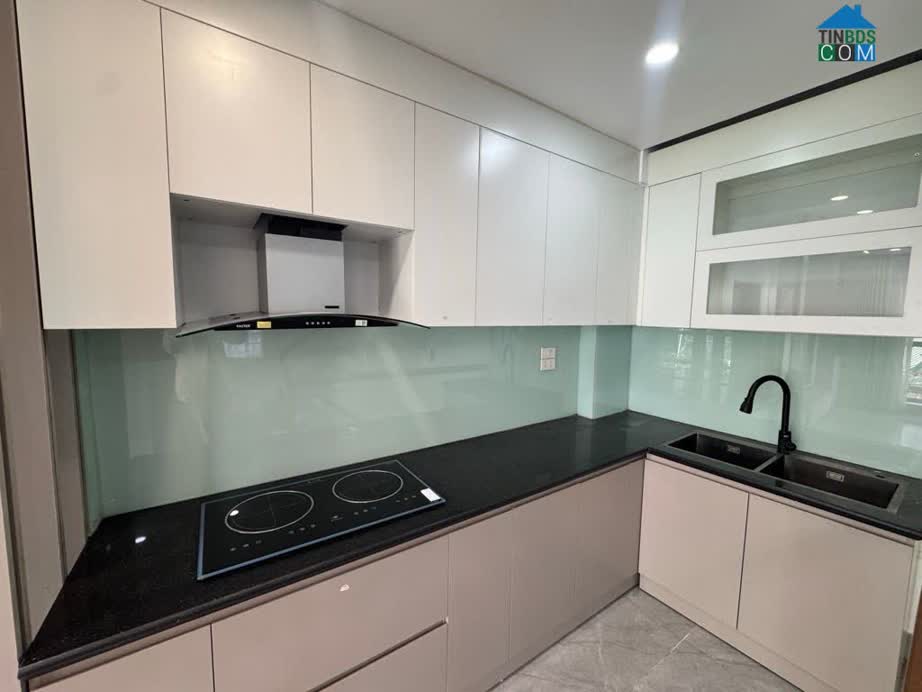 Ảnh Bán nhà Lê Thanh Nghị-Khu VIP Bách-Kinh-Xây-5 tầngx30m2-Ngõ thông-Đẹp-Ở Ngay 0