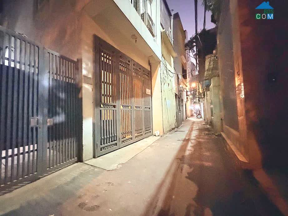 Ảnh Nhà Dân Tứ Liên 4 Tầng - Vị Trí Đẹp - Mua Ở Hết Nước Chấm 0