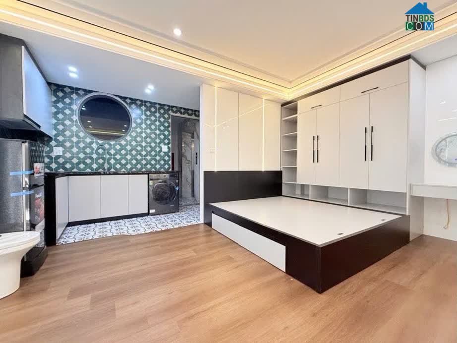 Ảnh Cần bán Nhà Xuân La 39m, 6 tầng, thang máy, full đồ, đường trước nhà 3m, ra oto 20m! 0