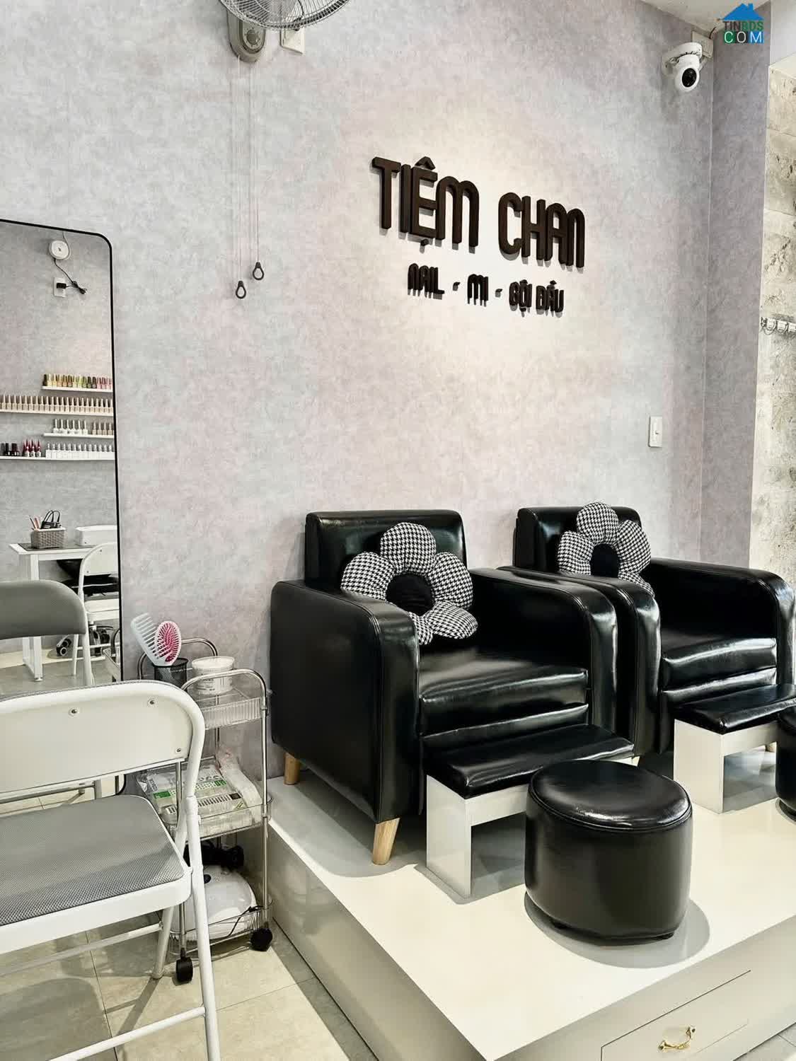 Ảnh Có việc gia đình nên e cần sang quán nail gội, mặt bằng trung tâm, đường ăn uống, gần cầu rồng. 0