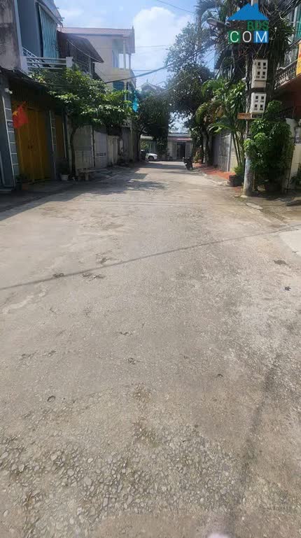 Ảnh Bán Đất Tặng Nhà Đẹp Trung Tâm Thị Trấn Bút Sơn 0