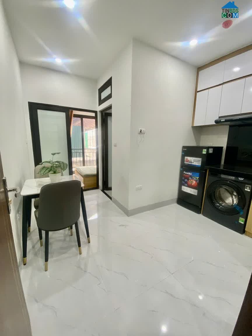 Ảnh Cho Thuê Ccmn 2 ngủ đẹp thoáng sáng ban công ngõ 113 Thái Thịnh, Đống Đa 0