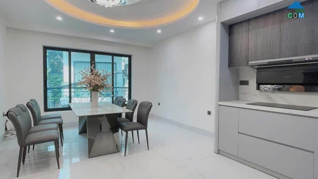 Ảnh Bán nhà Bồ Đề 70m 7 tầng MT4m thang máy gara ô tô hơn 23 tỷ 0