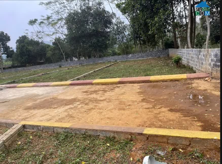 Ảnh Chính Chủ cần bán 2 lô đất gần Đường Hồ chí Minh, gần Khu Công nghiệp thạch Quảng giá 170 triệu/1 lô 0