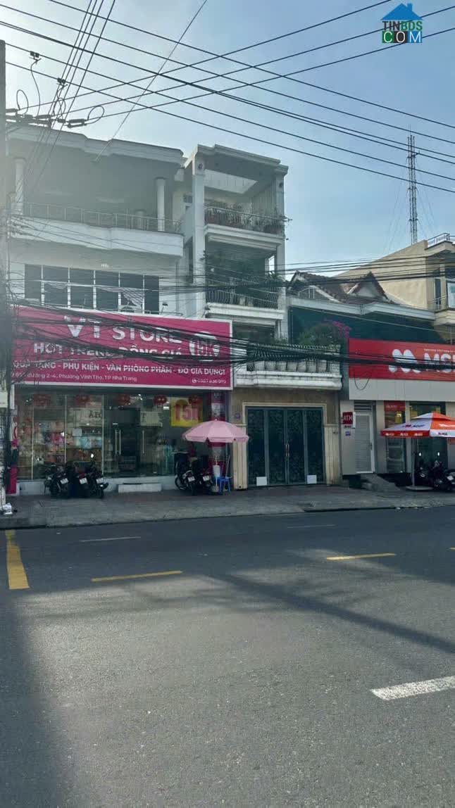 Ảnh Nhà 3 Tầng Mặt Tiền Đường 2/4 – Phường Bắc Nha Trang – Dòng Tiền Sẵn 28 Triệu/tháng – Giá Chỉ 17 Tỷ 0