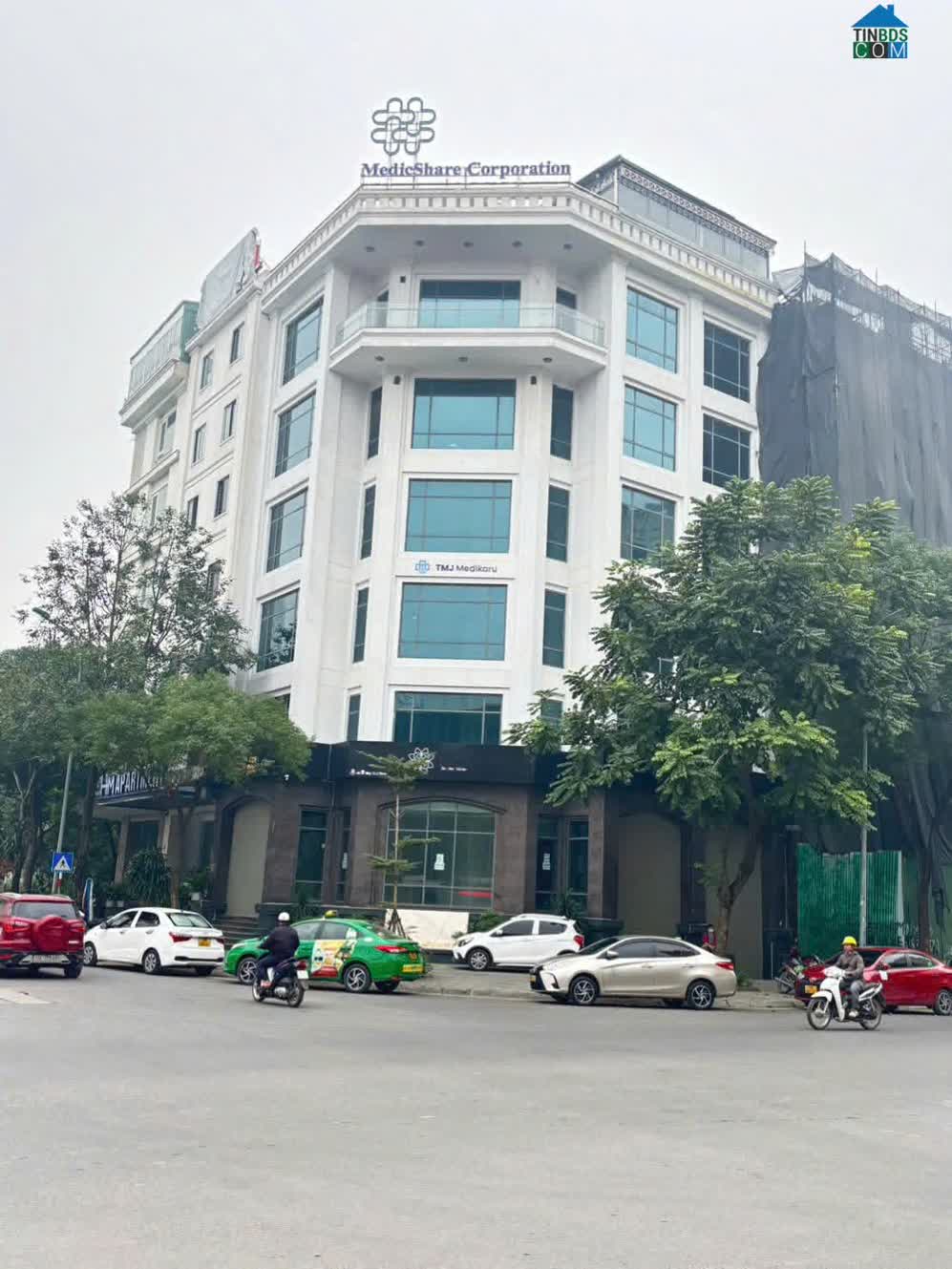 Ảnh Cho Thuê Toà Nhà Lô Góc Đinh Núp – Mạc Thái Tông 0