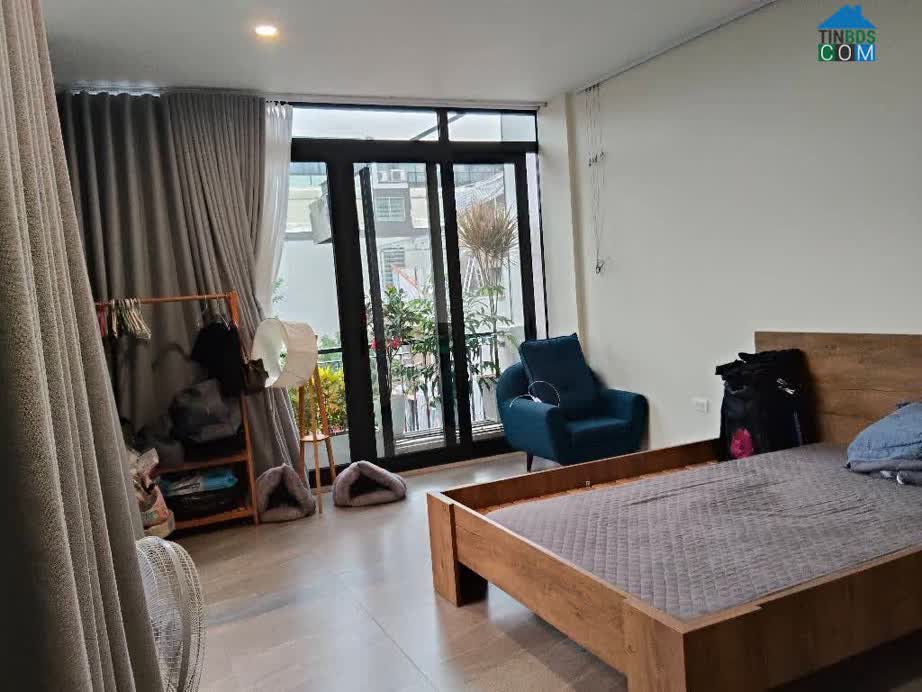 Ảnh Chính chủ bán nhà đẹp View hồ, Trịnh Công Sơn, 43m2 x 5T x MT 6m, 20m ra Phố, 3 ngủ ở luôn 0