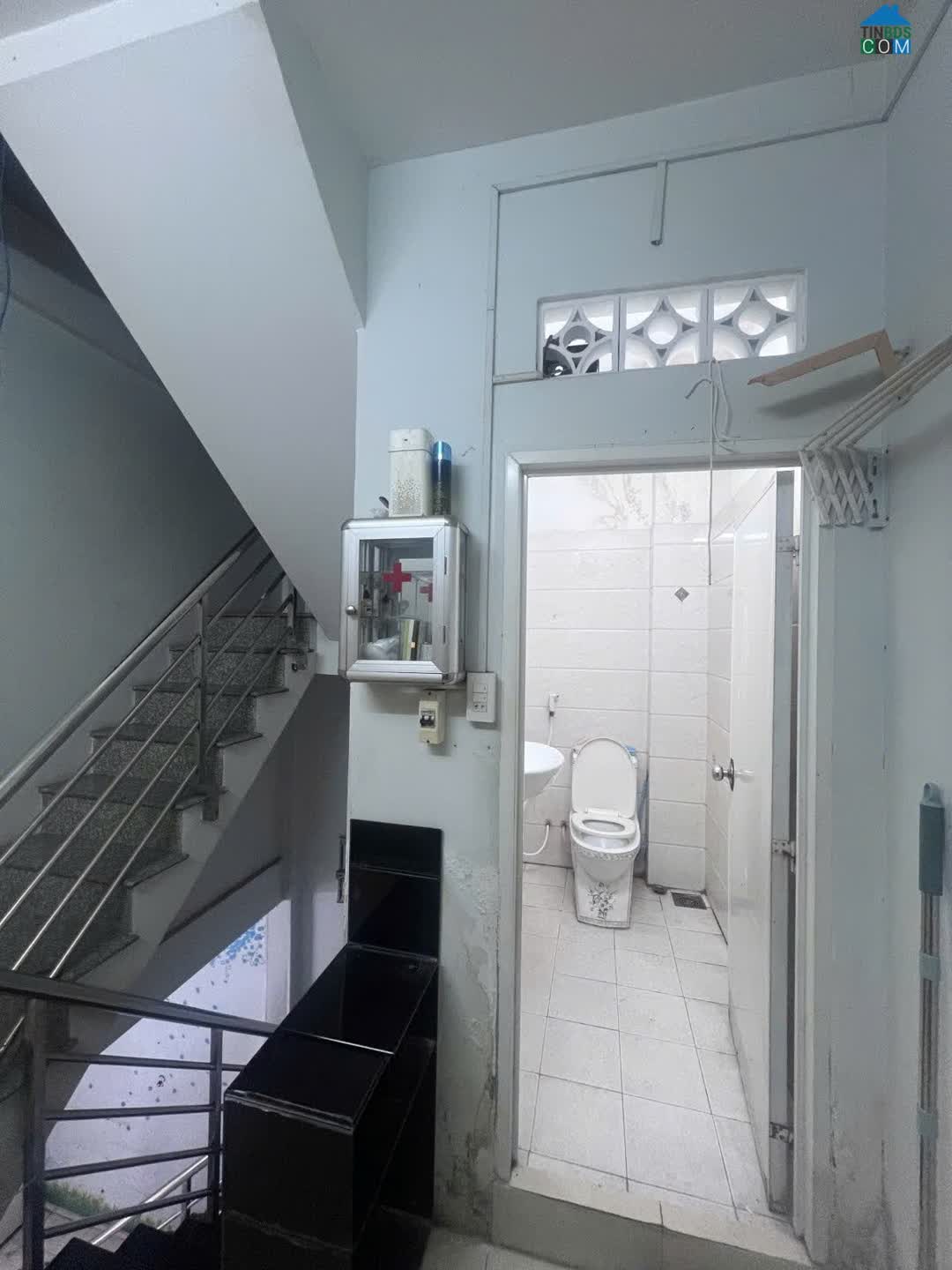 Ảnh Giáp Tân Sơn Nhì Hẻm Ba Gác 23M2 3 Tầng Đúc Chỉ 3.2 Tỷ 5