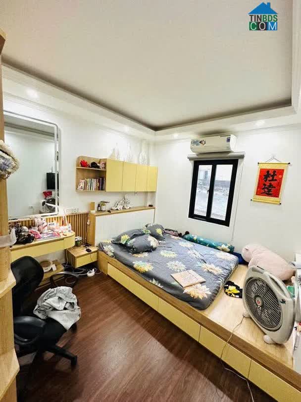 Ảnh Nhà Đẹp Ở Ngay-30m Ra Mặt Phố-Ngõ Thông-2 Thoáng Trước Sau. 0