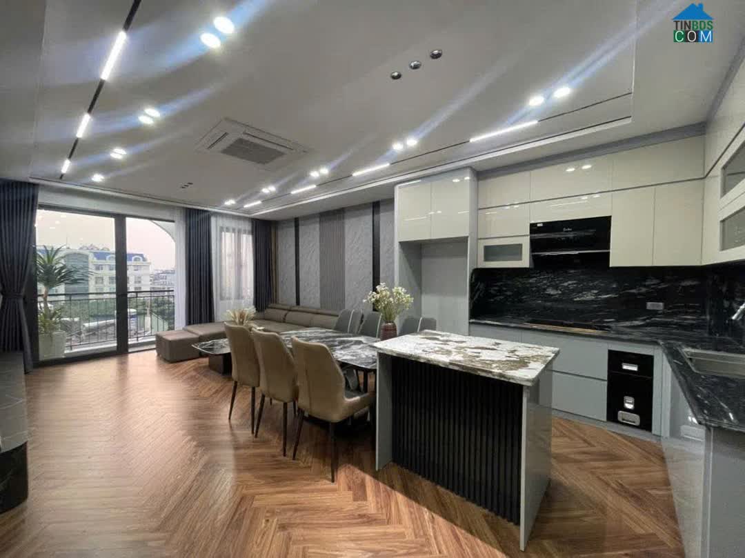 Ảnh Bán nhà Nguyễn Văn Cừ 51m 8 tầng MT4m thang máy gara ô tô hơn 18 tỷ 0