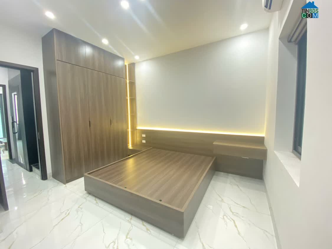 Ảnh Bán căn hộ DV ngõ 444 Đội Cấn, DT 55m, 7 tầng, MT 4.5m, giá 17 tỷ, ngõ 2.5m. 0