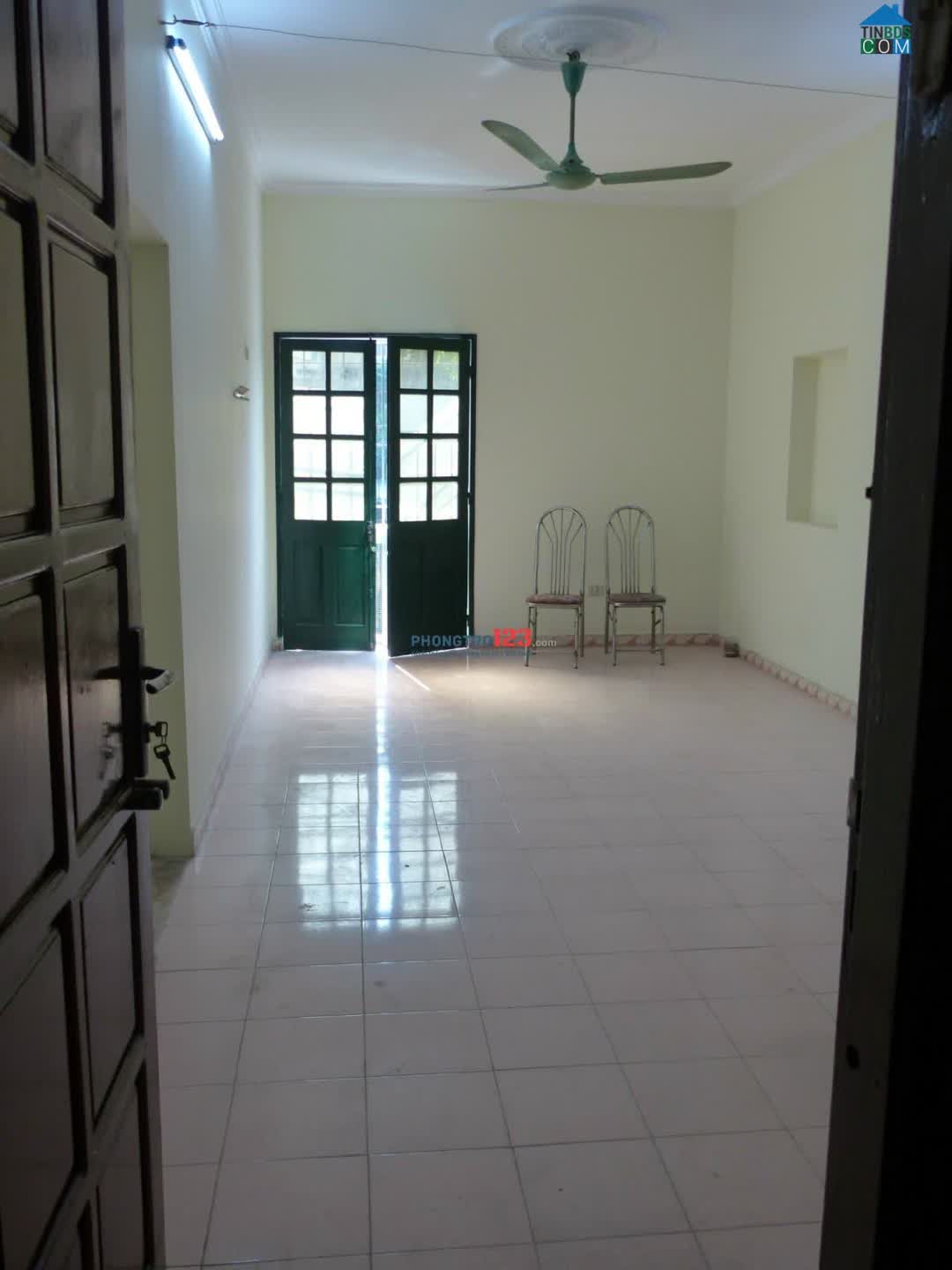 Ảnh Cho thuê nhà tập thể Nguyễn Công Trứ, Phường Phố Huế, Hai Bà Trưng 110m giá 9.5 triệu 0