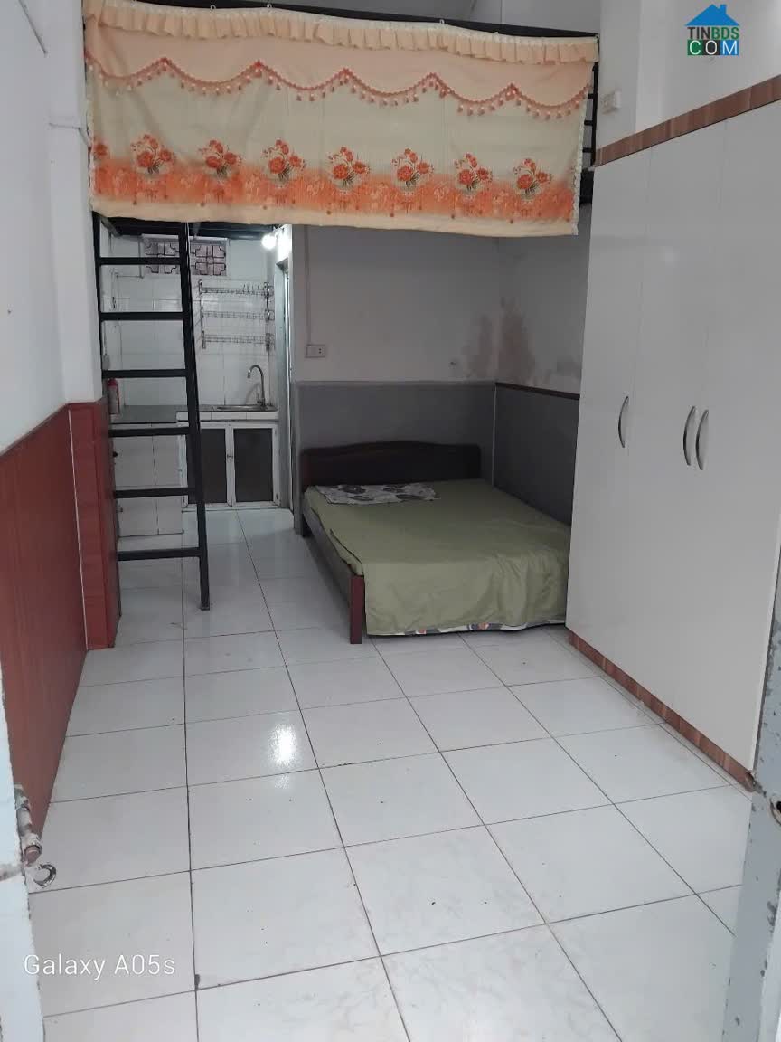 Ảnh Cho thuê phòng ngõ 82 Yên Lãng, có gác xép giá 4 triệu 0