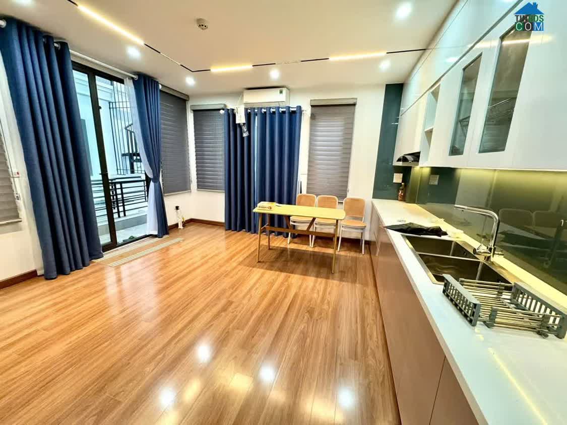 Ảnh Cho thuê nhà ngõ 83 Trung Kính, Cầu Giấy 40m x 6T THANG MÁY, NHÀ MỚI giá 25tr 0